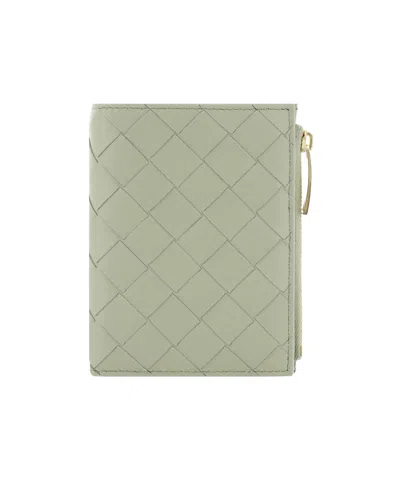 Bottega Veneta Intreciato Small Logo Wallet In Nude