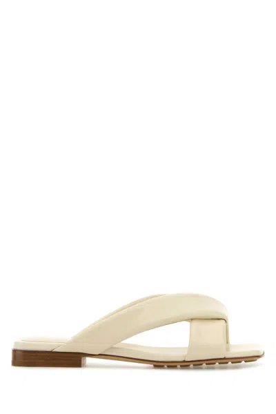 Bottega Veneta Ivory Leather Riva Slippers In Multi