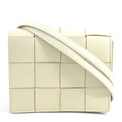 Pre-owned Bottega Veneta Ivory Leather Shoulder Bag ()