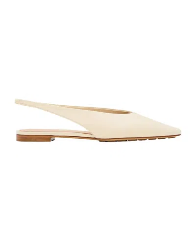 BOTTEGA VENETA BOTTEGA VENETA IVORY LEATHER SOFIA BALLERINAS