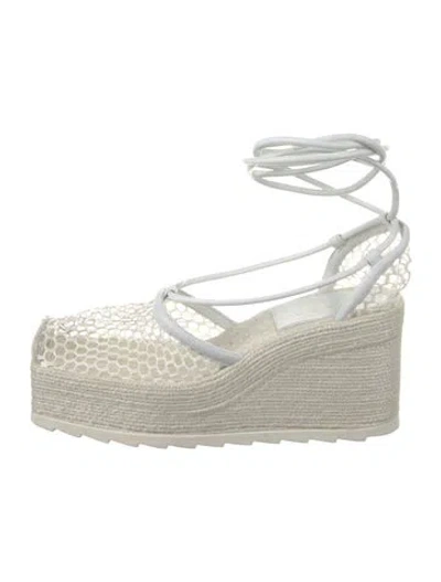 Pre-owned Bottega Veneta Jute Espadrilles In Neutrals