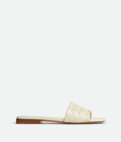Bottega Veneta Kitten Heel Mule Intreccio Flat In Neutral