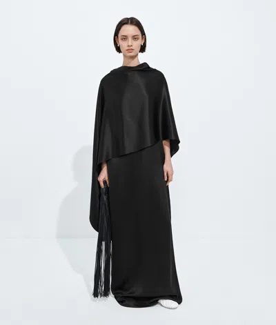 Bottega Veneta Kleid Aus Fliessendem Seidensatin-schwarz In Black