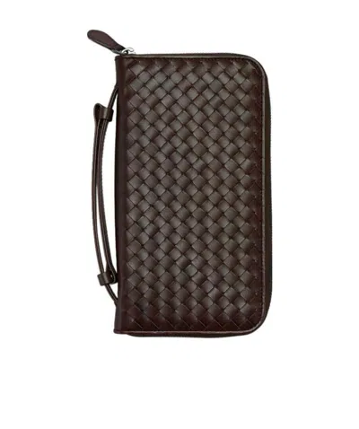 Bottega Veneta Knitted Clutch In Brown