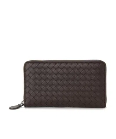 Bottega Veneta Knitted Clutch In Brown