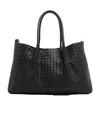 Bottega Veneta Knitted Design Handbag In Black