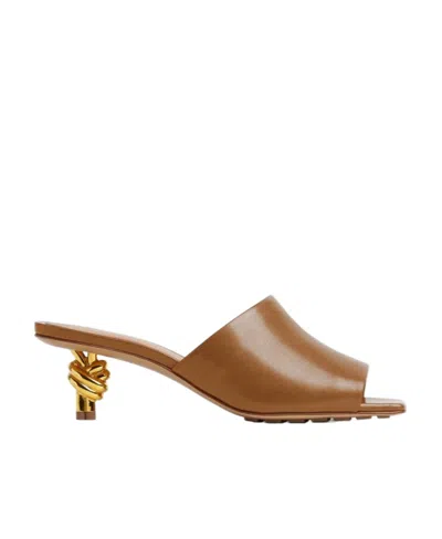 BOTTEGA VENETA BOTTEGA VENETA KNOT DETAILED OPEN-TOE MULES