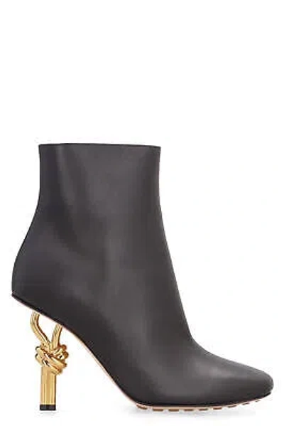 Pre-owned Bottega Veneta Knot Leather Ankle Boots In Black