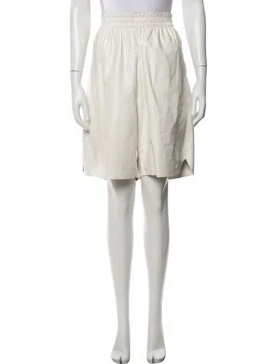 Pre-owned Bottega Veneta Lamb Leather Knee-length Shorts In Neutrals