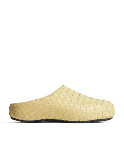 Bottega Veneta Lambskin Slippers In Yellow