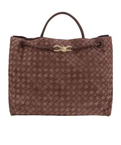 Bottega Veneta Large Andiamo Handbag In Brown