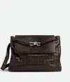 Bottega Veneta Grosse Andiamo Messenger In Fondant