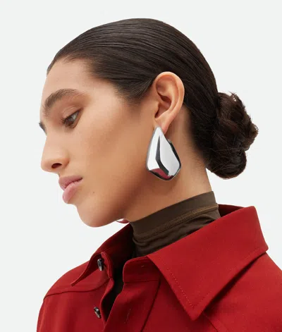 Bottega Veneta Large Fin Earrings In Silver