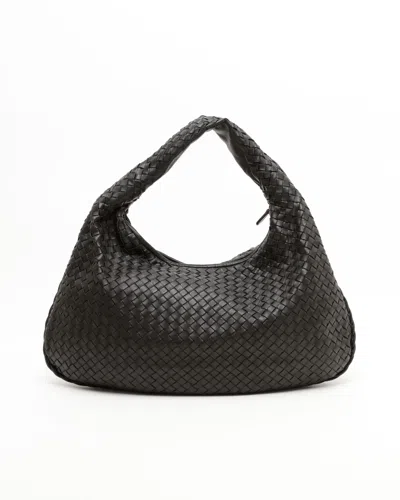 Bottega Veneta Large Intrecciato Hobo Bag In Black