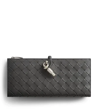 Bottega Veneta Large Leather Andiamo Bifold Wallet In Grey