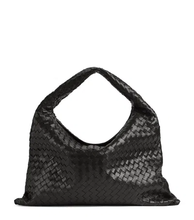 BOTTEGA VENETA LARGE CALFSKIN HOP SHOULDER BAG