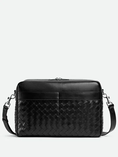 Bottega Veneta Large Messenger Handbag With Adjustable Strap In Black