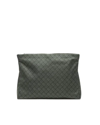 Bottega Veneta Large Travel Pouch In Green