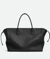 Bottega Veneta Large Zipped Cabat In Black