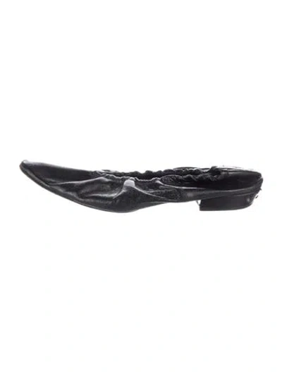 Pre-owned Bottega Veneta Leather Ballet Flats In Black