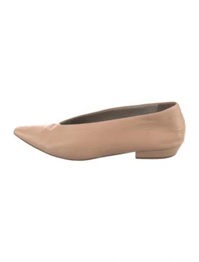 Pre-owned Bottega Veneta Leather Ballet Flats In Neutral