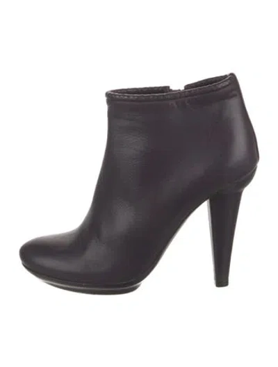 Pre-owned Bottega Veneta Leather Boots In Purple
