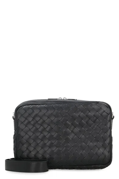 Bottega Veneta Leather Camera Bag In Black