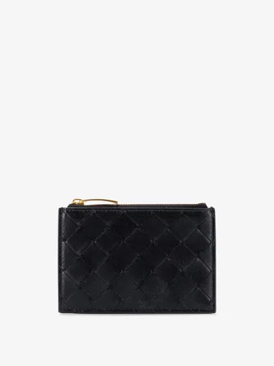 Bottega Veneta Leather Card Holder With Intrecciato Motif In Black