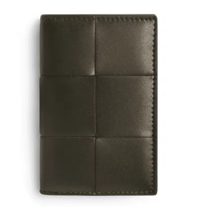 Bottega Veneta Leather Cassette Bifold Card Holder In Green