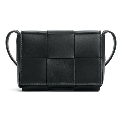 Bottega Veneta Leather Cassette 'black'