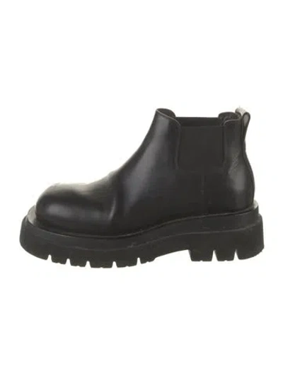 Pre-owned Bottega Veneta Leather Chelsea Boots In Black