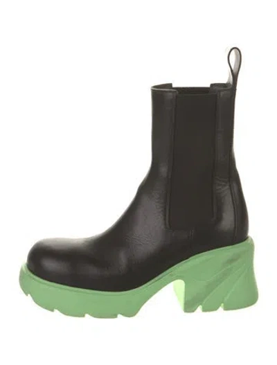 Pre-owned Bottega Veneta Leather Chelsea Boots In Black
