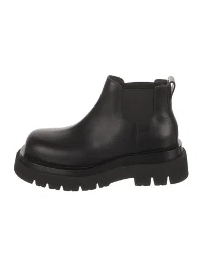 Pre-owned Bottega Veneta Leather Chelsea Boots In Black