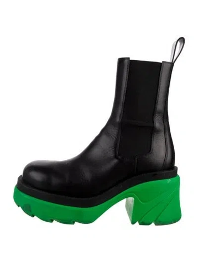 Pre-owned Bottega Veneta Leather Chelsea Boots In Black