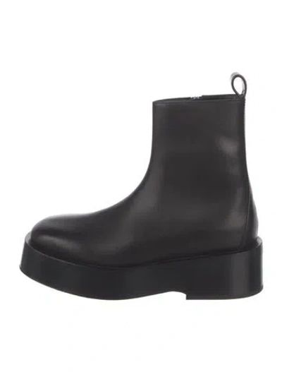 Pre-owned Bottega Veneta Leather Chelsea Boots In Black