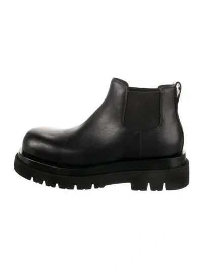 Pre-owned Bottega Veneta Leather Chelsea Boots In Black