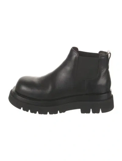 Pre-owned Bottega Veneta Leather Chelsea Boots In Black