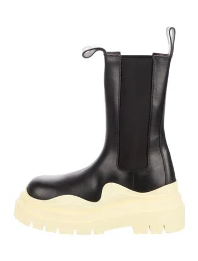 Pre-owned Bottega Veneta Leather Chelsea Boots In Black
