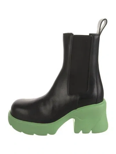 Pre-owned Bottega Veneta Leather Chelsea Boots In Black