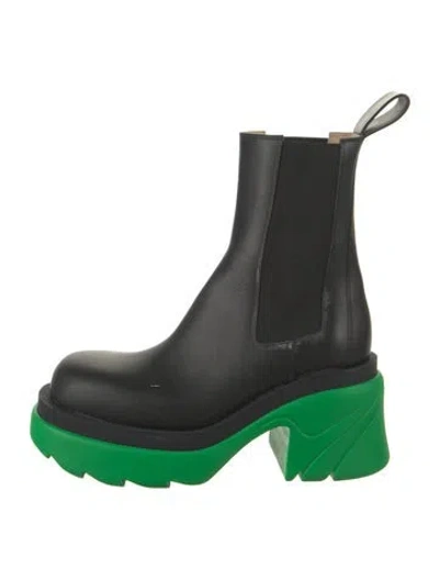 Pre-owned Bottega Veneta Leather Chelsea Boots In Black