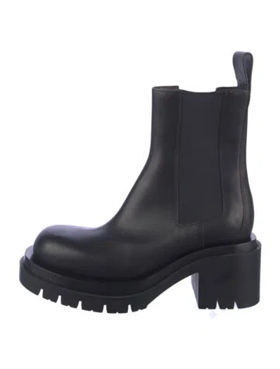 Pre-owned Bottega Veneta Leather Chelsea Boots In Blue