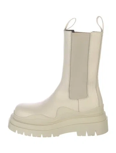 Pre-owned Bottega Veneta Leather Chelsea Boots In Neutral