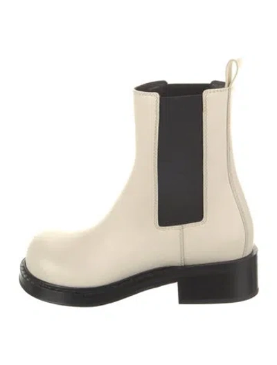 Pre-owned Bottega Veneta Leather Chelsea Boots W/ Tags In Neutral