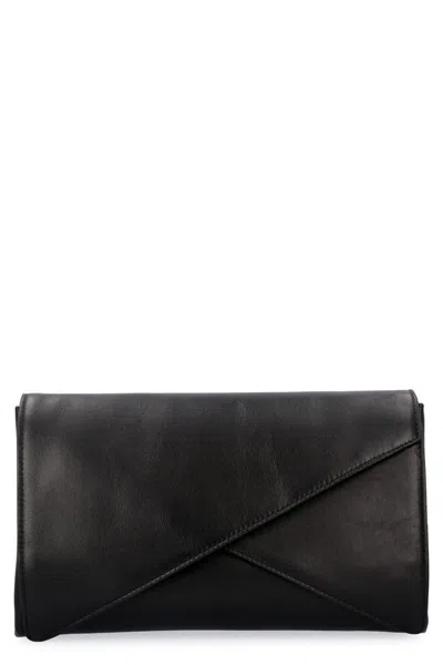 Bottega Veneta Leather Clutch In Black