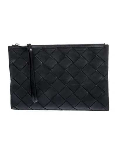 Pre-owned Bottega Veneta Leather Clutch In Black
