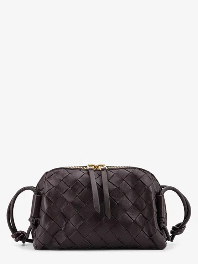 Bottega Veneta Leather Clutch With Intrecciato Concert Motif In Brown