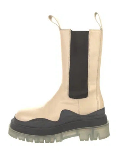 Pre-owned Bottega Veneta Leather Colorblock Pattern Chelsea Boots In Neutral