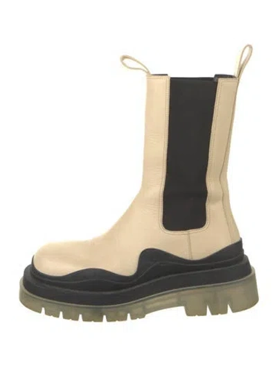 Pre-owned Bottega Veneta Leather Colorblock Pattern Chelsea Boots In Neutral