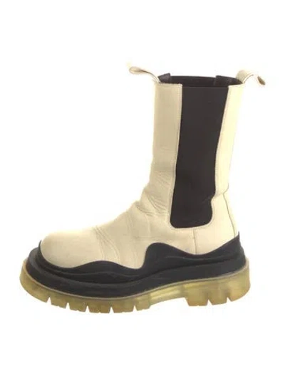 Pre-owned Bottega Veneta Leather Colorblock Pattern Rain Boots In Neutral