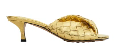 Bottega Veneta Leather Flat Shoes In Gold